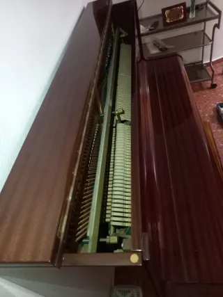 Piano Rönisch Leipzig Made in GDR
