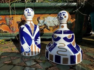 Pareja Antropomórfica de Botellas Boda Sargadelos