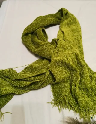 Bufanda verde texturizada