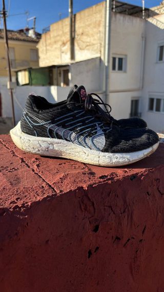 Zapatillas running Nike negras y multicolor