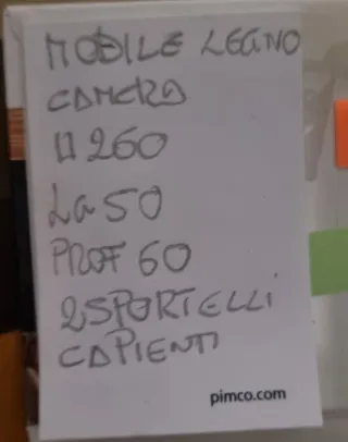 Mobile alto in legno