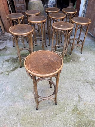 Sgabello in legno stile Thonet