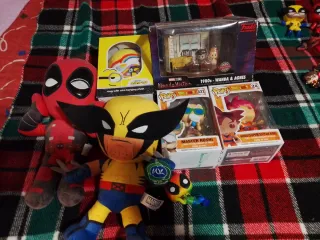 Funko Pop Marvel y Minions
