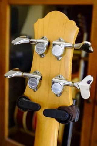 Bajo Ibanez Roadstar II RB820 - Japón 1983