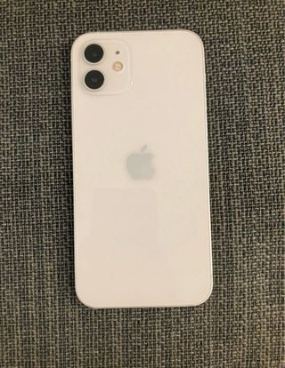 iPhone 12 bianco