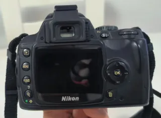 Cámara Nikon D40 + Accesorios