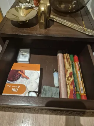 Mesita auxiliar madera y ratán