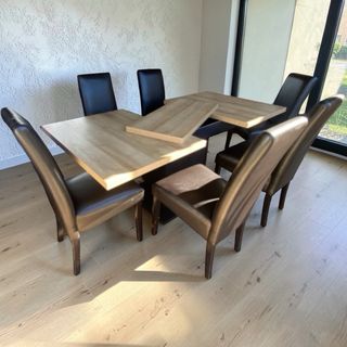 Mesa de comedor y 6 sillas