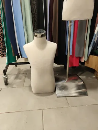 2 Maniquí infantil para ropa