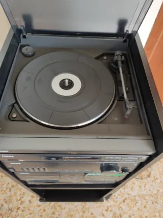 Equipo Hi-Fi Philips Completo + Mueble