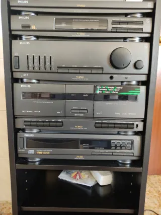 Equipo Hi-Fi Philips Completo + Mueble