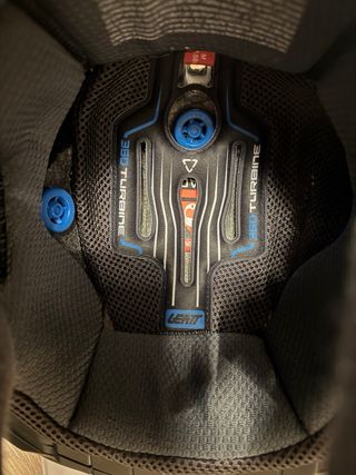 CASCO ENDURO LEATT . TALLA M 57:58. IMPECABLE