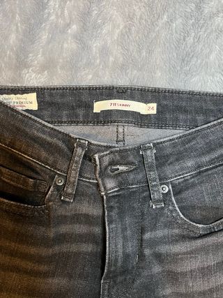 Pantalón Levis Mujer Skinny Negro