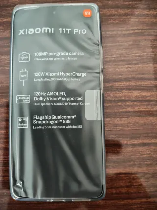 Xiaomi 11T Pro con caricabatterie