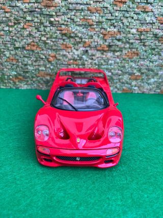 Ferrari F50 (1995) – Escala 1:18 – Bburago