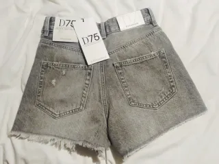 Shorts Stradivarius D75 Talla 32