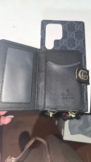 Funda Gucci Samsung S24 Ultra con Correa