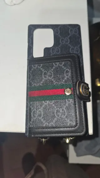 Funda Gucci Samsung S24 Ultra con Correa