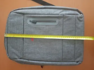 Mochila gris para PC grande