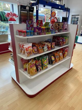isla para tienda de chuches/estanco/loterias