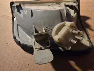 Intermitente Derecho Mercedes 190 W201 W124 TYC