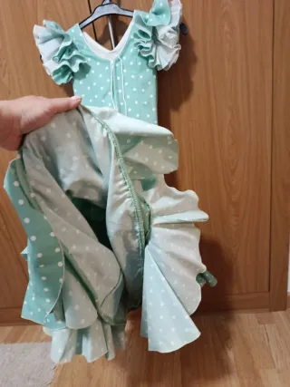 Traje de flamenca niña verde lunares talla 5-6