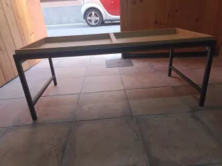 Mesa auxiliar madera y metal