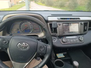 Toyota RAV4 2014