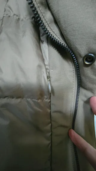 Abrigo Uniqlo Hybrid Ligero Talla M