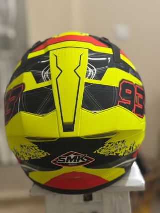 Casco SMK Talla S Amarillo y Negro