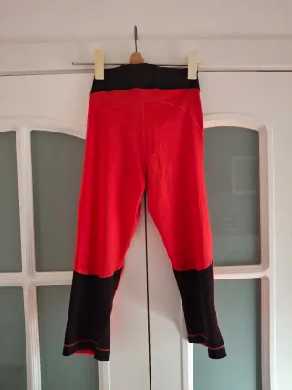 Mallas Nike Mujer Gym Rojas y Negras