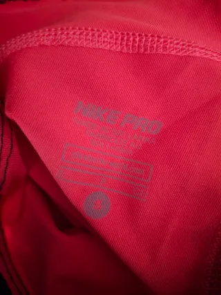 Mallas Nike Mujer Gym Rojas y Negras