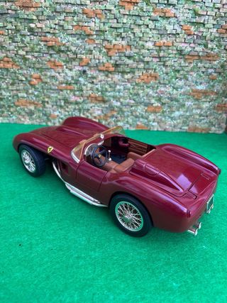 Ferrari 250 Testa Rossa 1957 – Bburago – 1:18