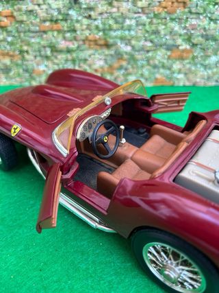 Ferrari 250 Testa Rossa 1957 – Bburago – 1:18