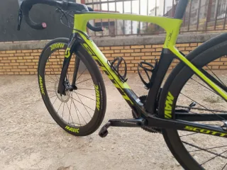 Bicicleta de carretera Scott Foil 20 disc