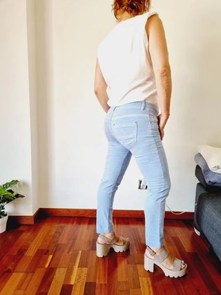 Pantalón jeans azul claro T L