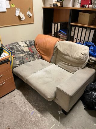 Mobiliario de oficina completo