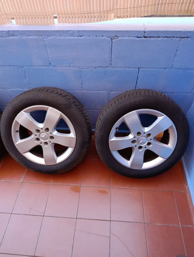 MERCEDES 17" Viano/Vito 4 llantas + Neumáticos.