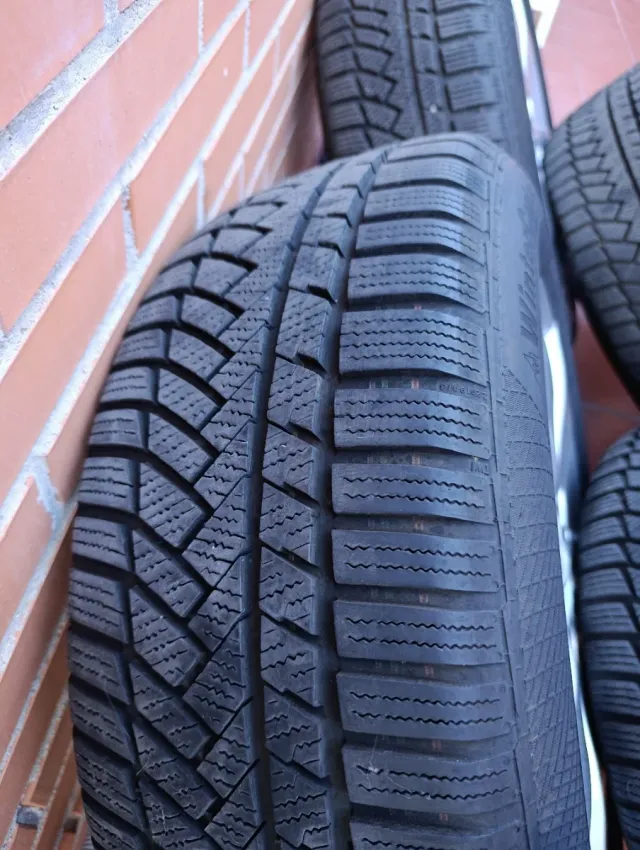 MERCEDES 17" Viano/Vito 4 llantas + Neumáticos.