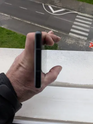 Google Pixel 6a gris