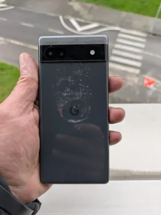 Google Pixel 6a gris