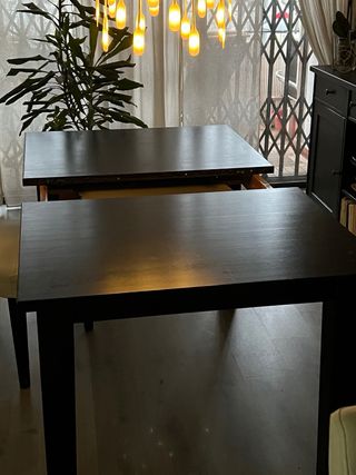 Mesa comedor extensible madera, 4 sillas de madera