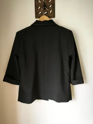 Fato Saia e Casaco Preto