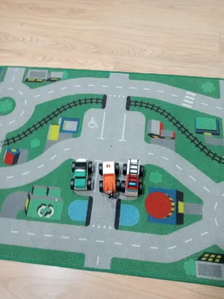 Alfombra infantil de coches