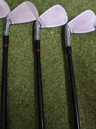 Palos de Golf Hierros Wilson Staff