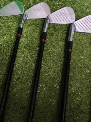 Palos de Golf Hierros Wilson Staff