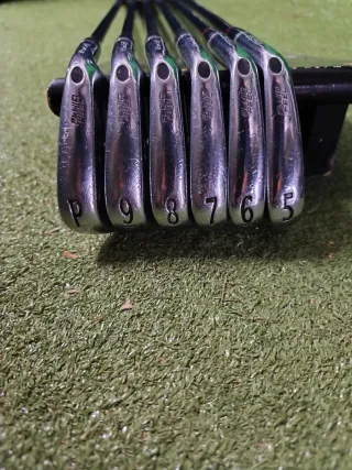 Palos de Golf Hierros Wilson Staff