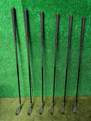 Palos de Golf Hierros Wilson Staff