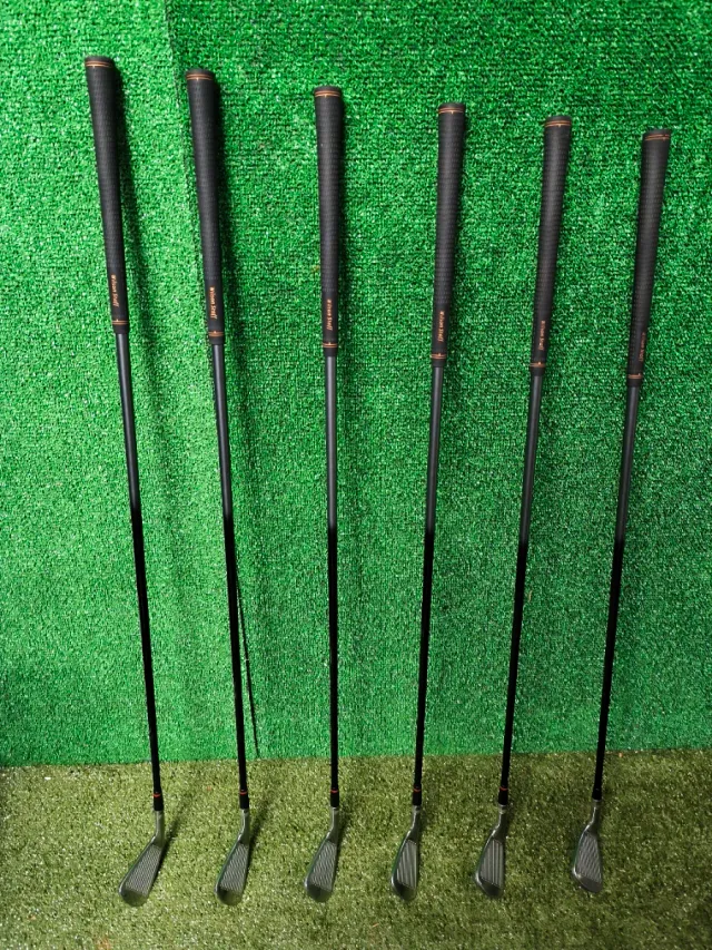 Palos de Golf Hierros Wilson Staff
