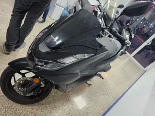 Honda PCX 125cc Negra